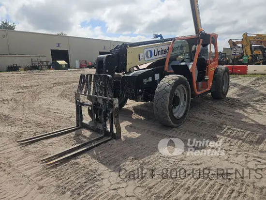 2017 JLG 742 Forklift