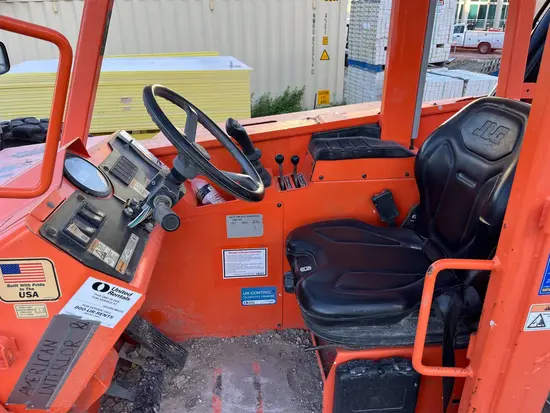 2018 SKYTRAK 8042 Forklift