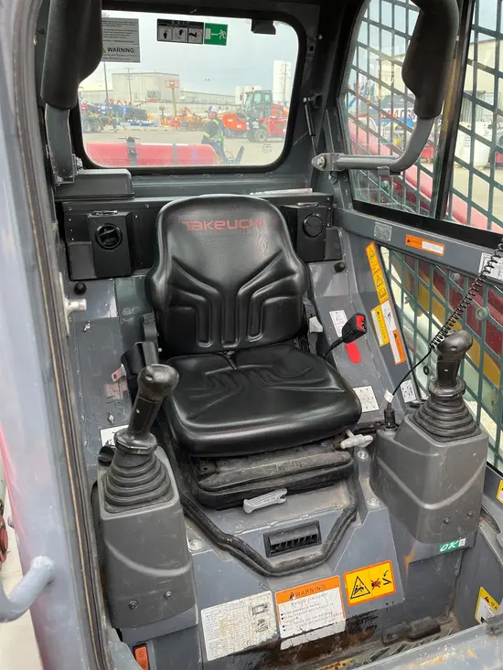 2021 Takeuchi TL6CR Track Loader