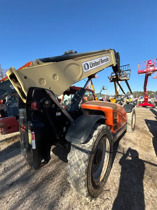 2019 JLG 1055 Forklift