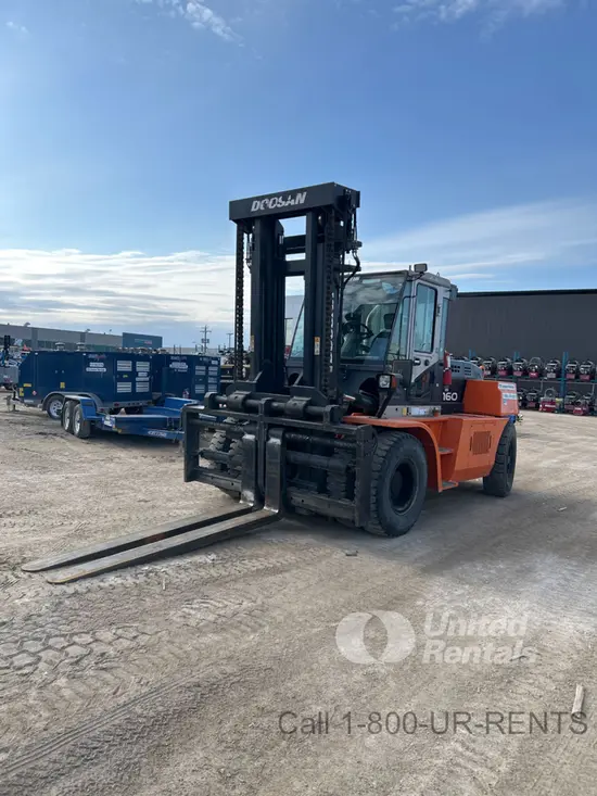 2018 Doosan D160S-7 Warehouse Forklift