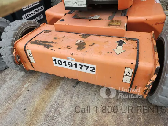 2013 JLG E450AJ Articulating Boom Lift