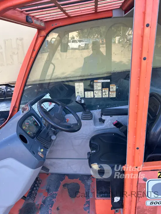 2016 JLG 1055 Forklift