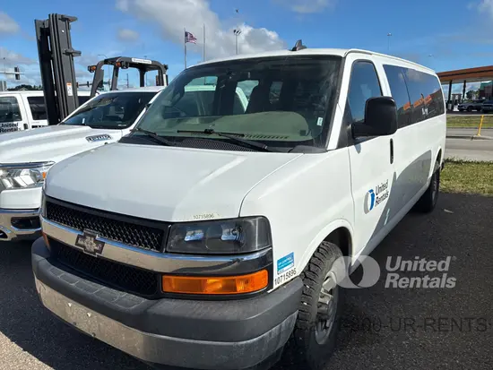 2017 Chevrolet E3500EXTLTGRWD Vehicle