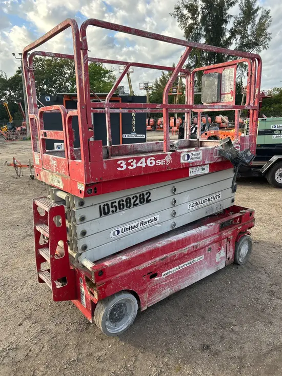 2017 MEC 3346SE Scissor Lift