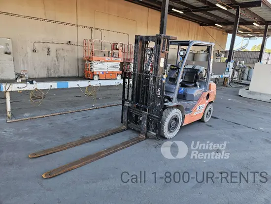 2019 Toyota 8FGU25 Warehouse Forklift