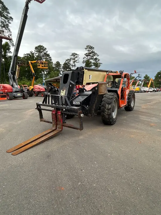 2018 JLG 1043 Forklift