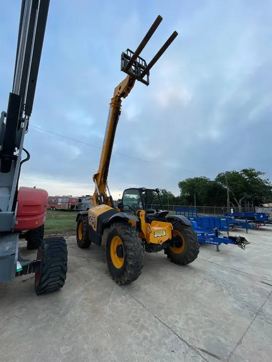 2017 JCB 507-42 Forklift