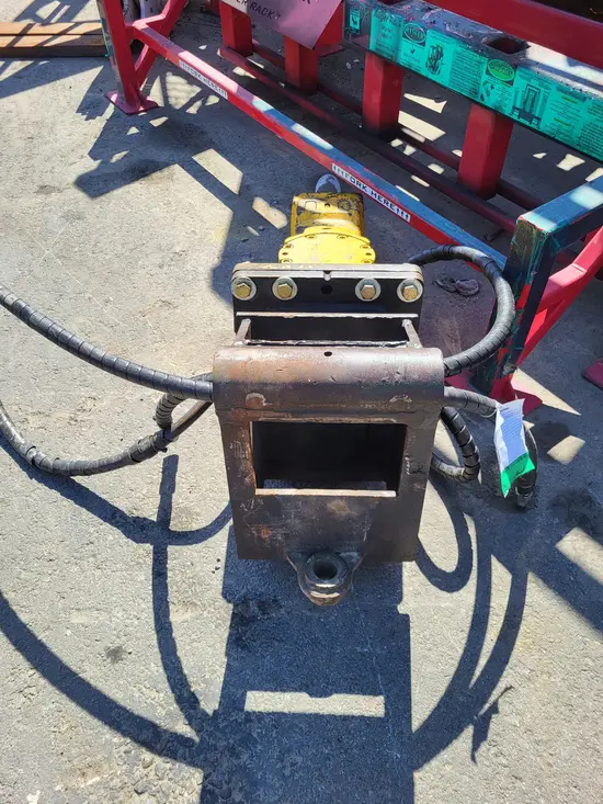 2018 Epiroc SB 452 Attachment
