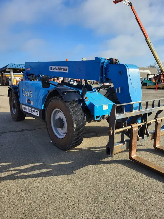 2015 Genie GTH-844 Forklift