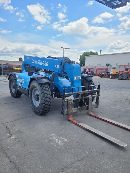 2015 Genie GTH-636 Forklift