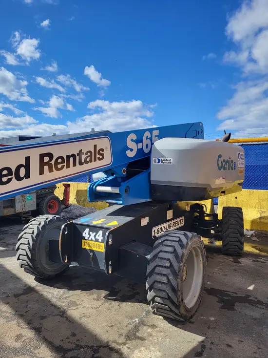 2017 Genie S-65 Boom Lift