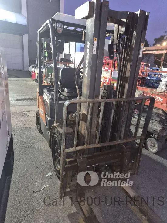 2019 Doosan G25P-7DF Warehouse Forklift