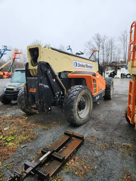 2018 JLG 1055 Forklift