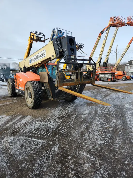 2018 JLG 1055 Forklift