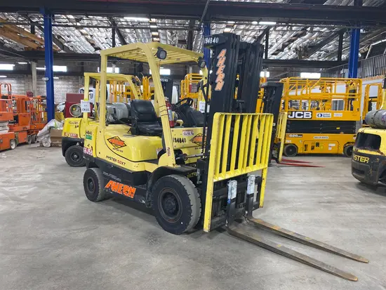 2017 HYSTER H50XT Warehouse Forklift