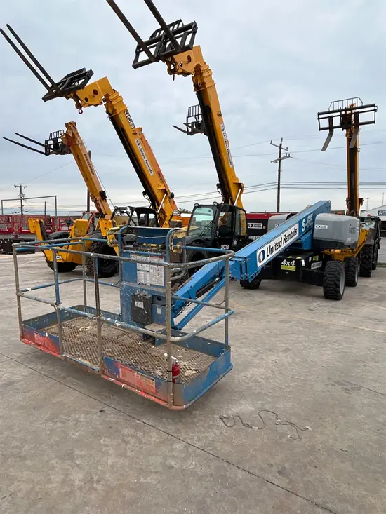 2017 Genie S-65 Boom Lift