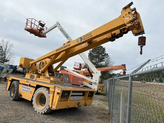 2012 Broderson IC-250-3C