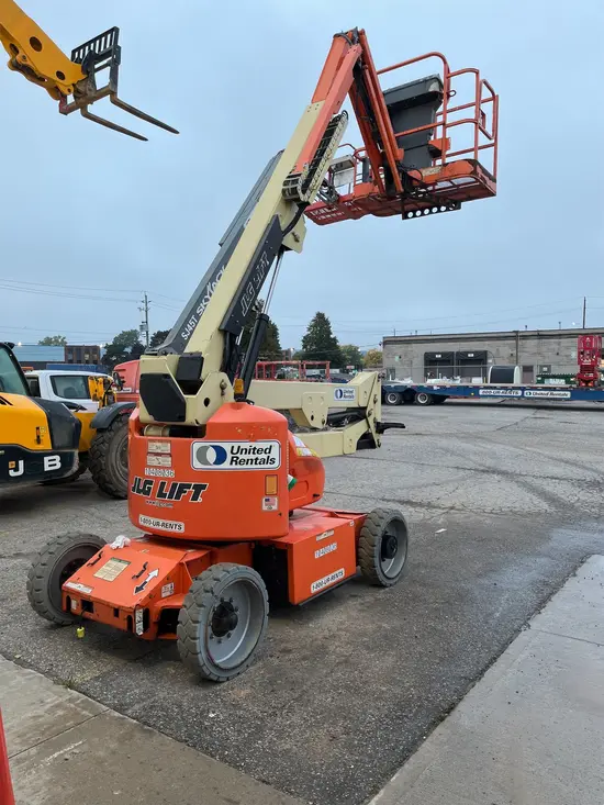 2015 JLG E450AJ Articulating Boom Lift