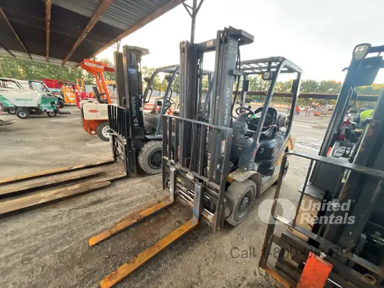 2016 Komatsu FG25T-16 Warehouse Forklift