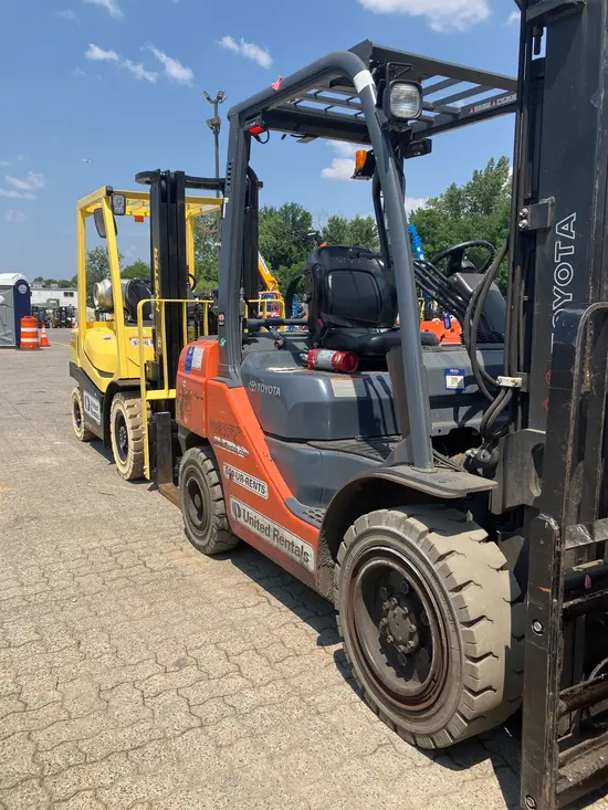 2018 Toyota 8FGU32 Warehouse Forklift