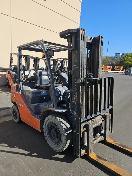 2019 Toyota 8FGU25 Warehouse Forklift