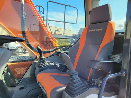 2018 Doosan DX210WE-5-US20 Excavator