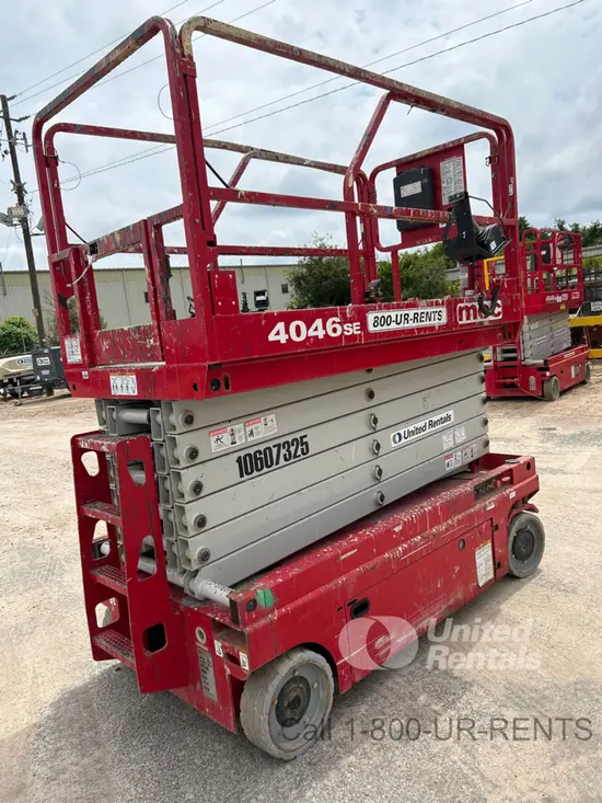 2017 MEC 4046SE Scissor Lift