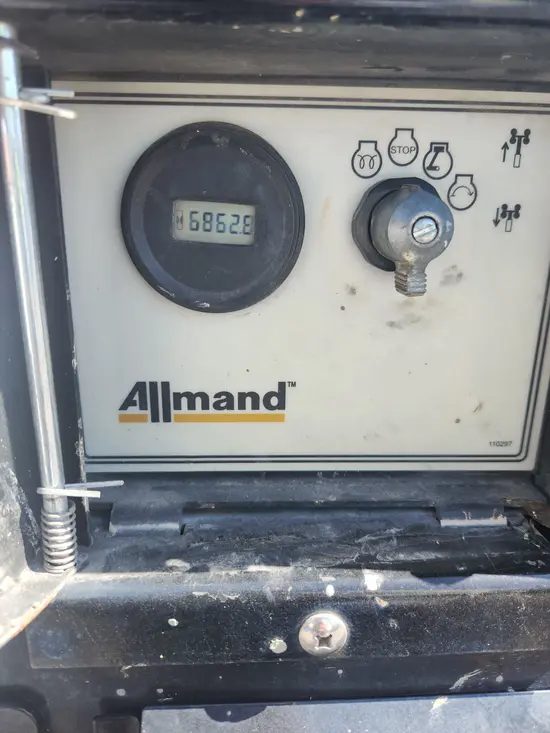 2018 Allmand NL-V Portable Work Light