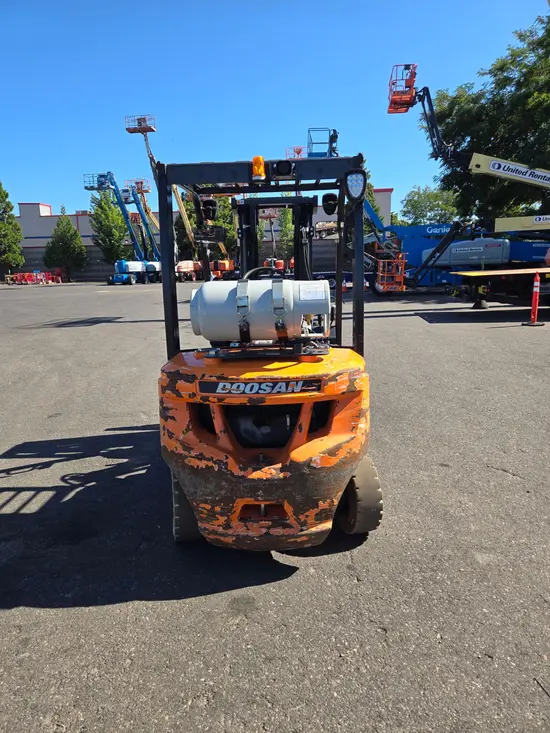 2021 Doosan G25N-7DF Warehouse Forklift