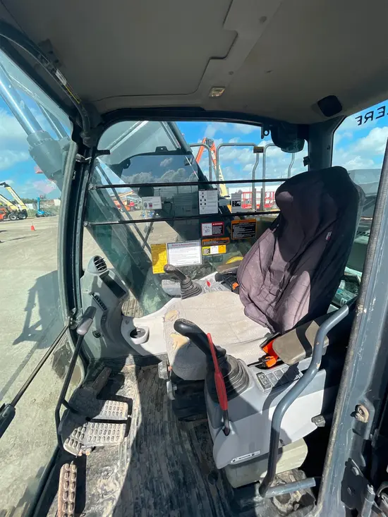 2019 John Deere 210G LC Excavator