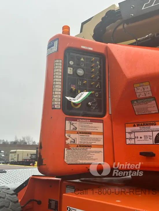 2017 JLG E400AJPN Articulating Boom Lift