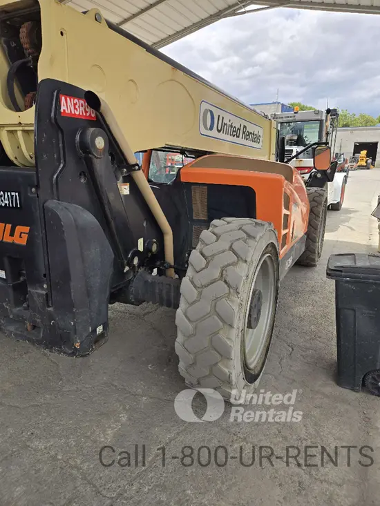 2019 JLG 1055 Forklift