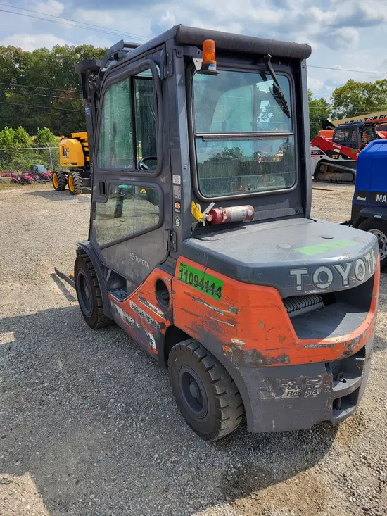 2020 Toyota 8FDU30 Warehouse Forklift
