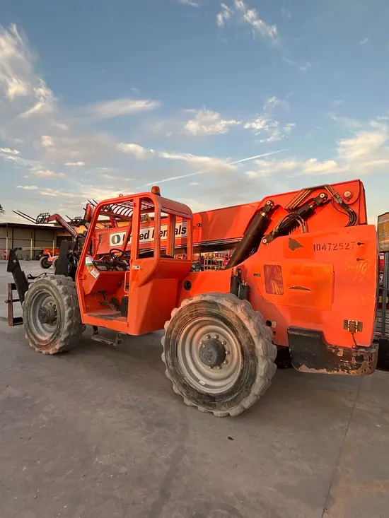 2016 SKYTRAK 10054 Forklift