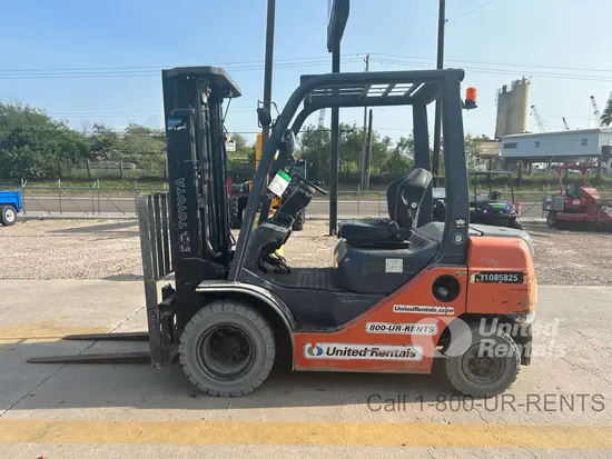 2020 Toyota 8FDU25 Warehouse Forklift