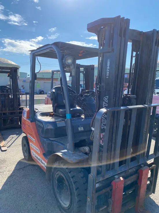 2019 Toyota 8FDU25 Warehouse Forklift