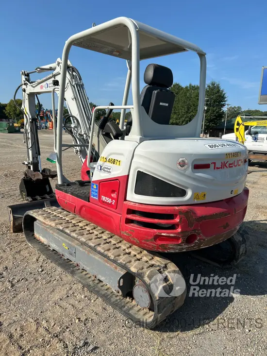 2021 Takeuchi TB250-2R Mini Excavator