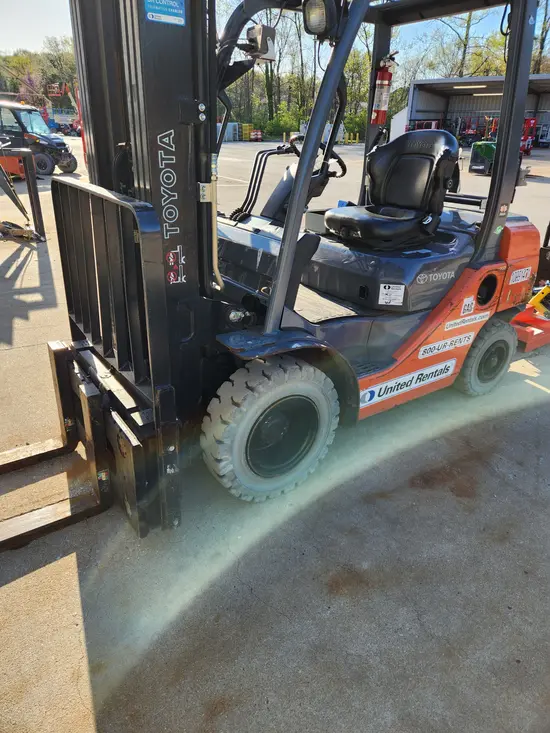 2019 Toyota 8FGU25 Warehouse Forklift