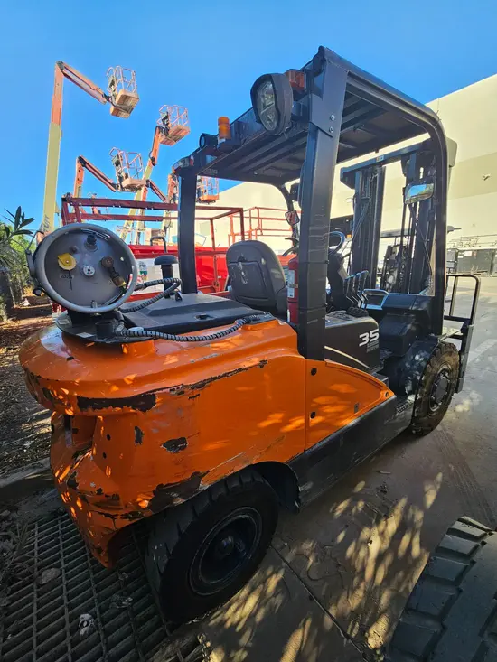 2019 Doosan G35S-7DF Warehouse Forklift