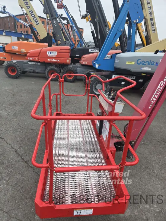 2017 MEC 60JD Boom Lift