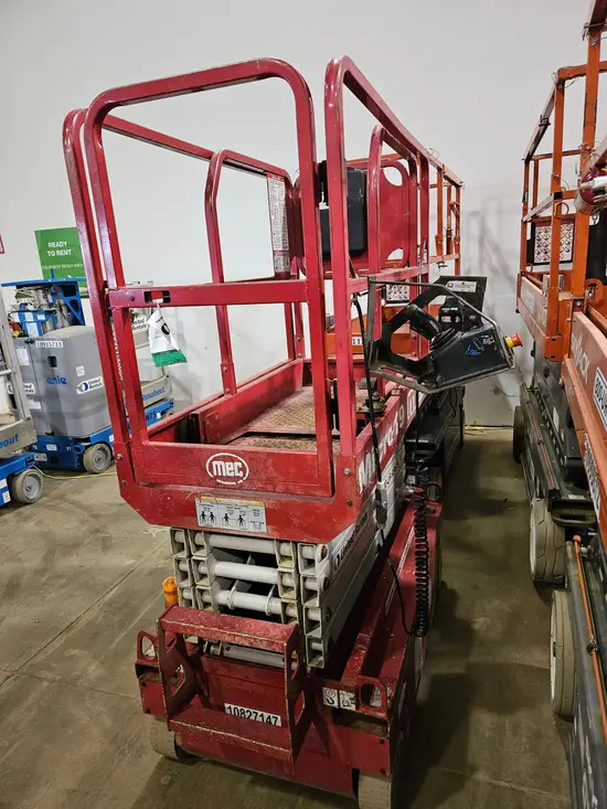 2018 MEC MICRO 19 Scissor Lift