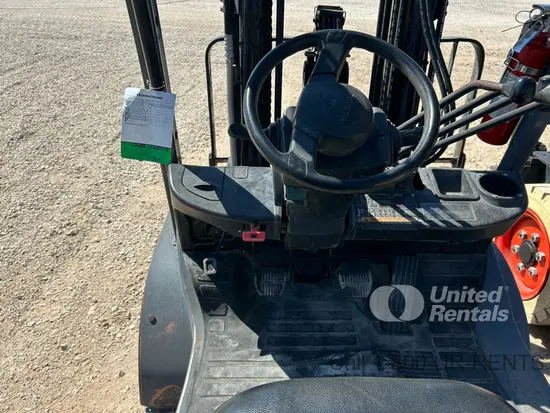 2018 Toyota 8FDU30 Warehouse Forklift