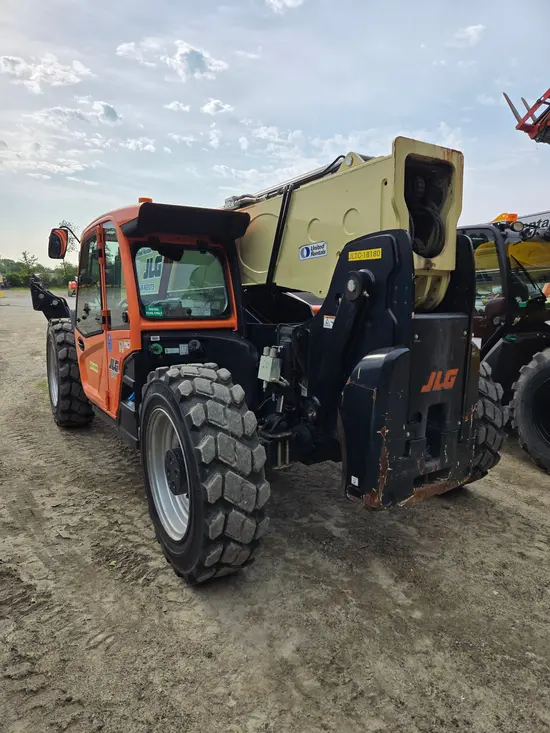 2018 JLG 1055 Forklift