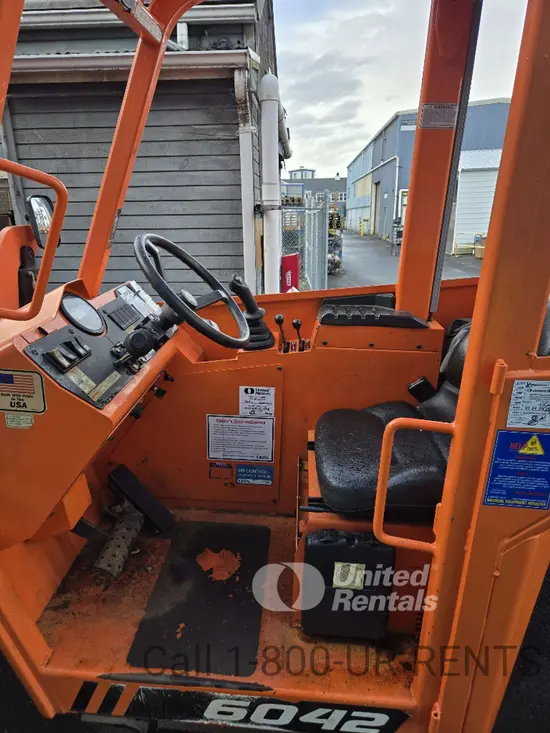 2018 SKYTRAK 6042 Forklift