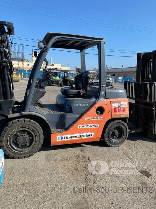 2019 Toyota 8FD35U Warehouse Forklift