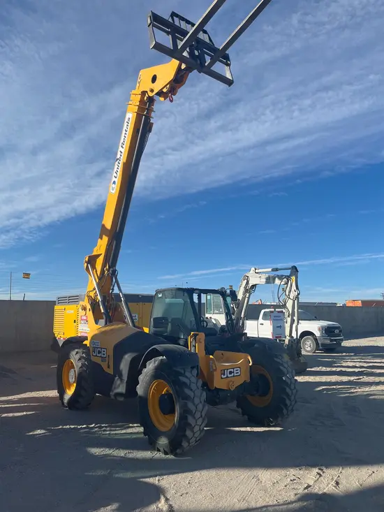 2018 JCB 507-42 Forklift