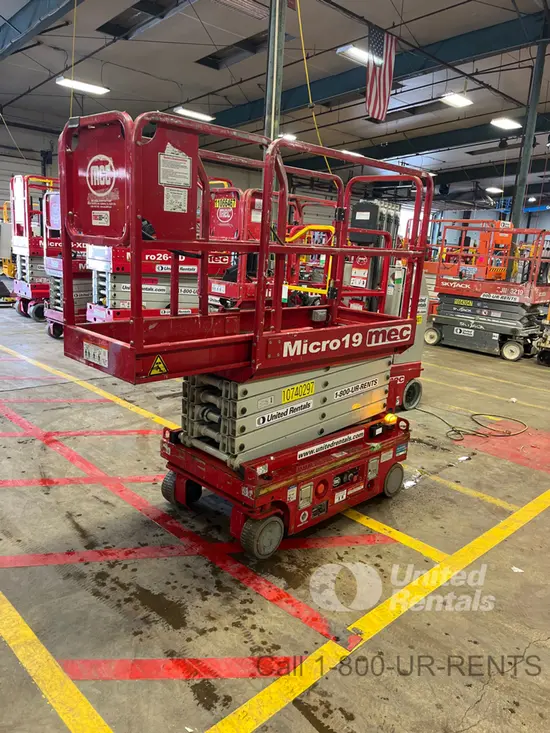 2018 MEC MICRO 19 Scissor Lift