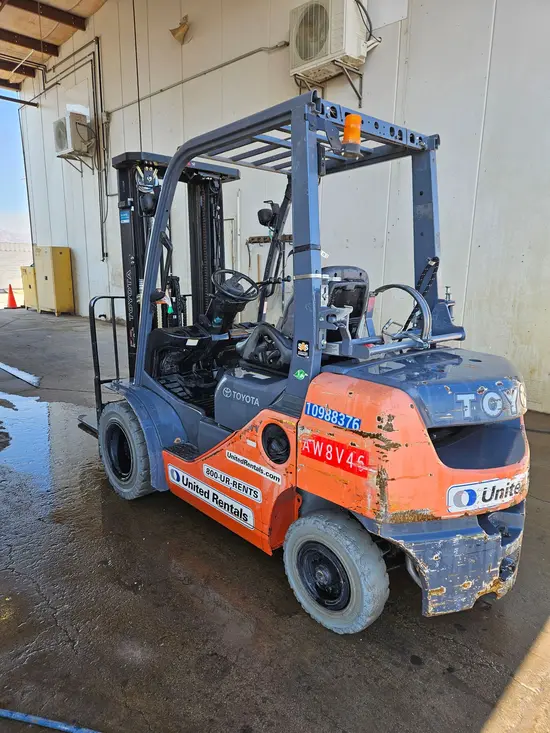 2019 Toyota 8FGU25 Warehouse Forklift