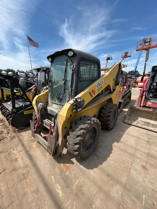 2019 Wacker Neuson SW28 Track Loader